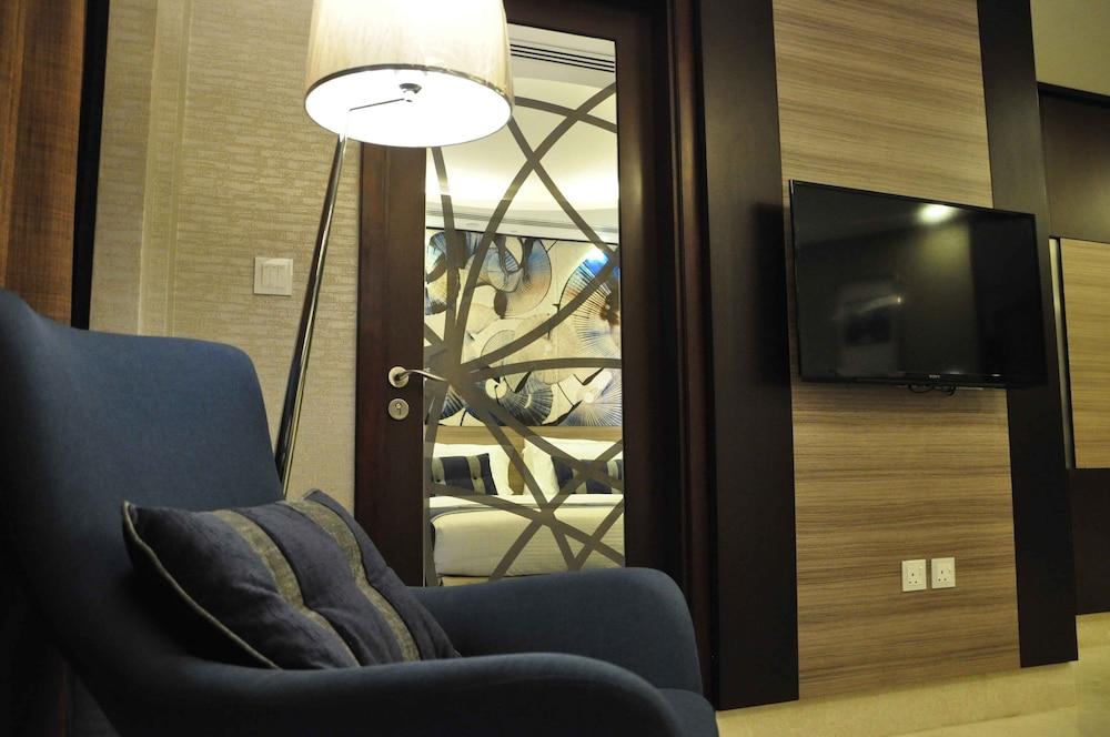 Gulf Court Business Bay Отель Дубай