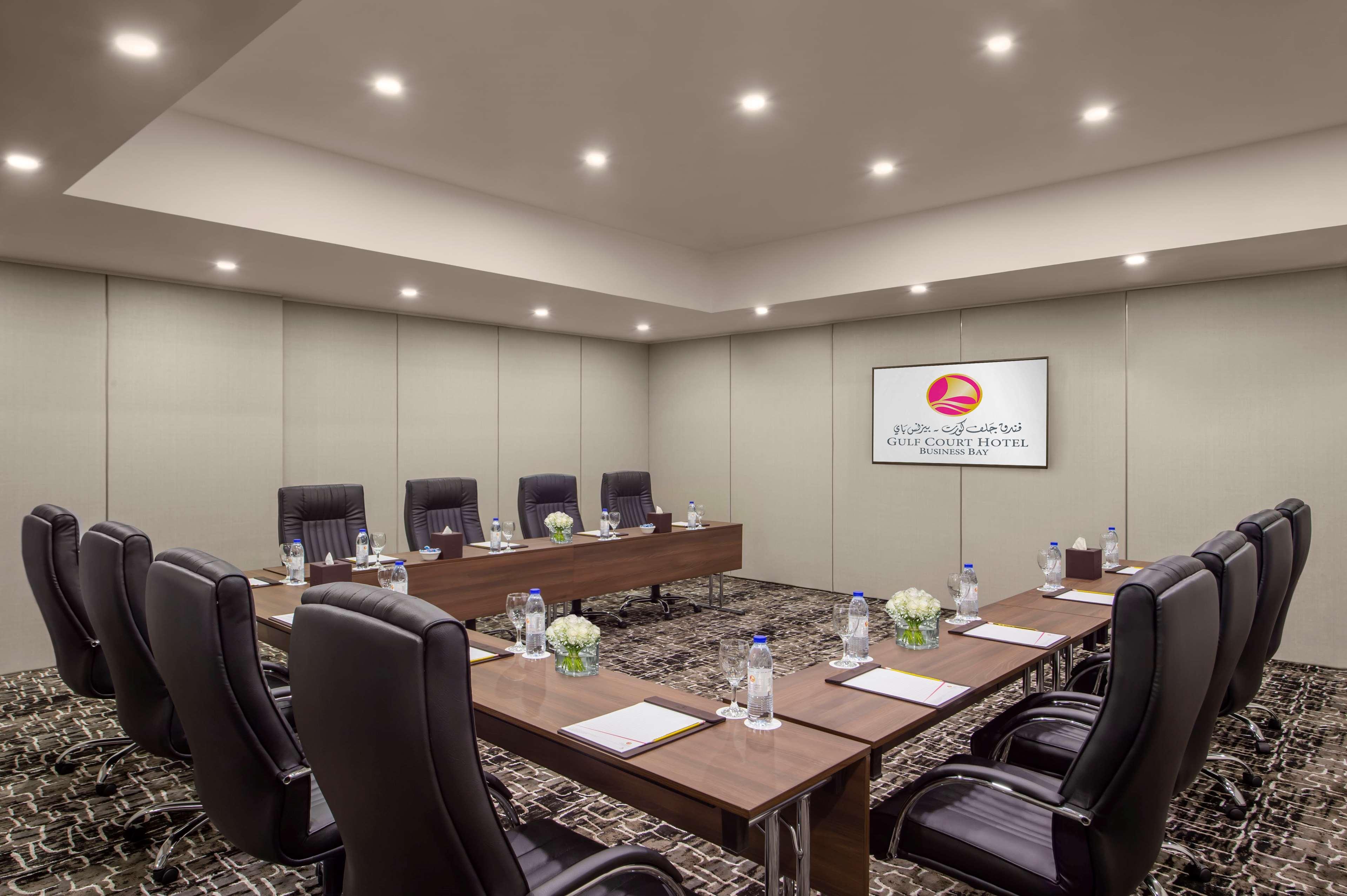Отель Gulf Court Business Bay