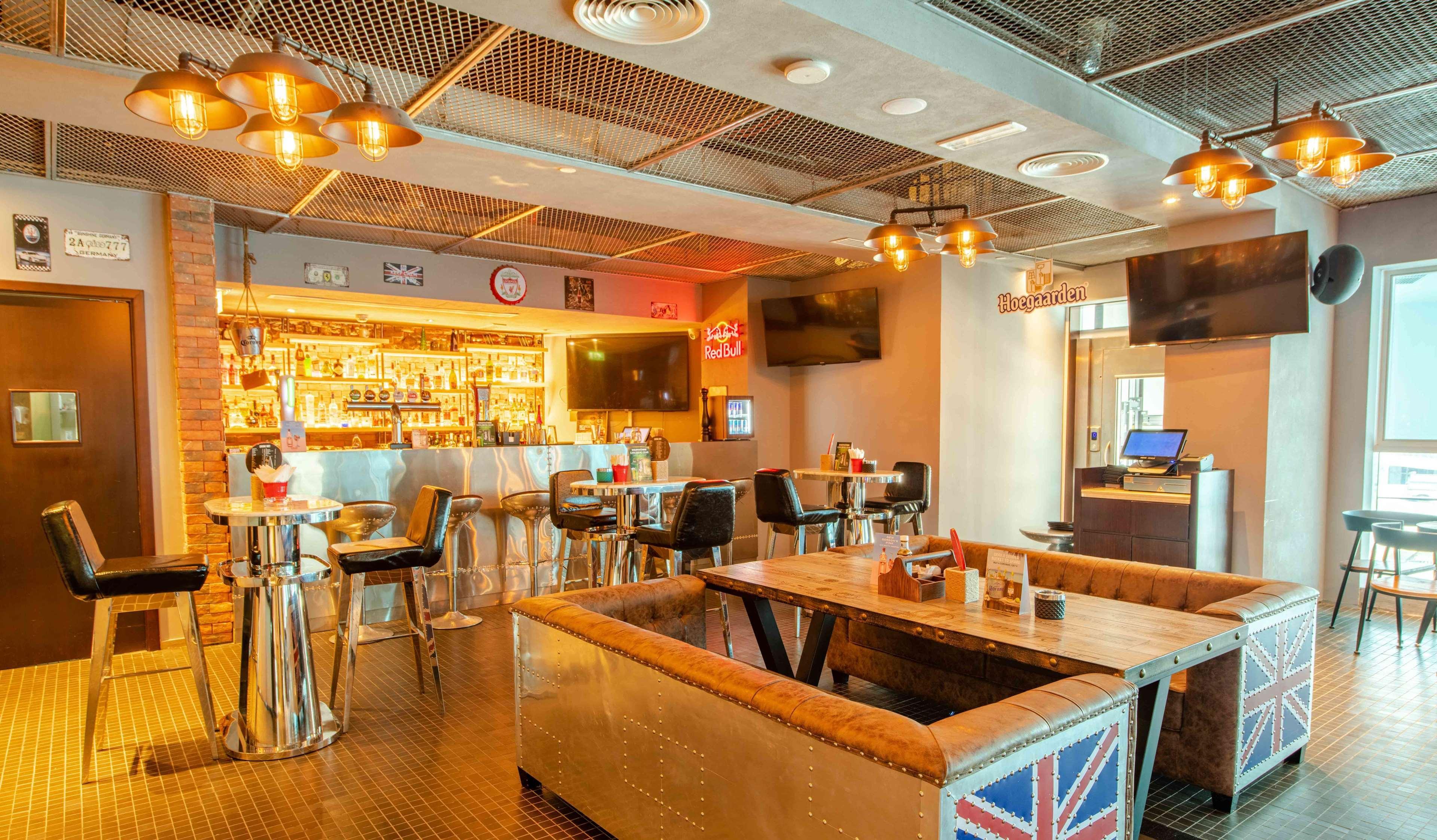 Gulf Court Business Bay Готель 4*